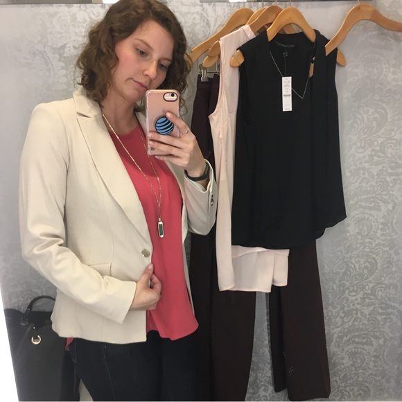 Light Tan White House Black Market Blazer - Picture 7 of 8